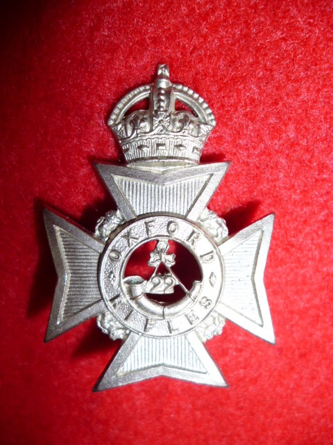 MM104 - 22nd Battalion The Oxford Rifles Cap Badge